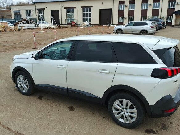 2019 Peugeot 5008 8-speed II, белый, 1750000 рублей - вид 10
