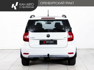 2014 Skoda Yeti I Рестайлинг, белый, 1098000 рублей, вид 4