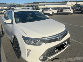 2017 Toyota Camry VII (XV50) Рестайлинг 2, белый, 2270000 рублей, вид 2