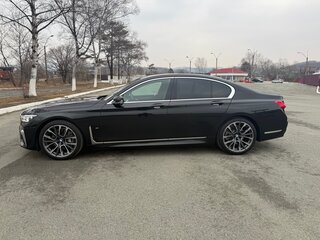2021 BMW 7 серии Long 740Li VI (G11/G12) Рестайлинг, чёрный, 8300000 рублей, вид 4