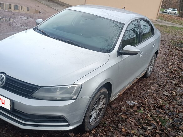 2015 Volkswagen Jetta VI Рестайлинг, серебристый, 612000 рублей
