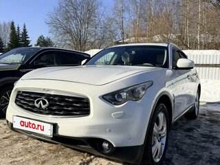2010 Infiniti FX37 II (S51), белый, 1750000 рублей, вид 1