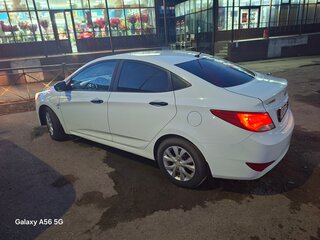 2015 Hyundai Solaris I Рестайлинг, белый, 1150000 рублей, вид 5