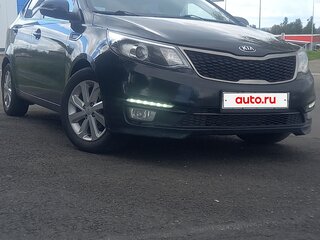 2017 Kia Rio III Рестайлинг, чёрный, 1200000 рублей, вид 2