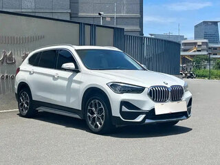 2022 BMW X1 Long 20Li sDrive II (F48) Рестайлинг, белый, 1524700 рублей, вид 3