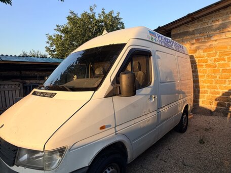 1997 Mercedes-Benz Sprinter, белый, 445555 рублей, вид 2