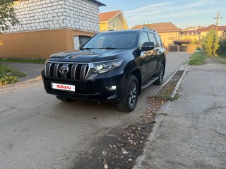 2017 Toyota Land Cruiser Prado 150 Series Рестайлинг 2, чёрный, 4600000 рублей, вид 1