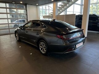 2021 Hyundai Sonata VIII (DN8), серый, 2190000 рублей, вид 5