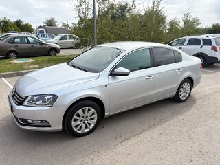 2012 Volkswagen Passat B7, серебристый, 1050000 рублей, вид 1