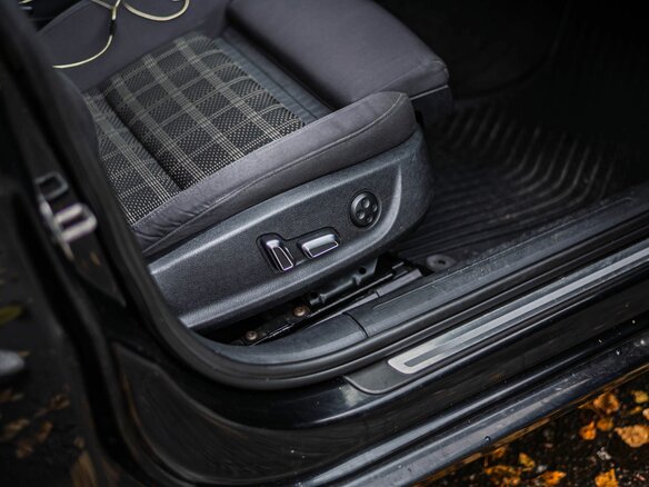 2012 Audi A4 IV (B8) Рестайлинг, чёрный, 1250000 рублей - вид 13