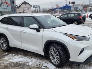 2021 Toyota Highlander IV (XU70), белый, 5980000 рублей, вид 3