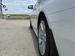 2014 BMW 5 серии 528i xDrive VI (F10/F11/F07) Рестайлинг, белый, 2350000 рублей, вид 4