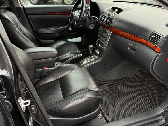 2004 Toyota Avensis II, чёрный, 530000 рублей - вид 25