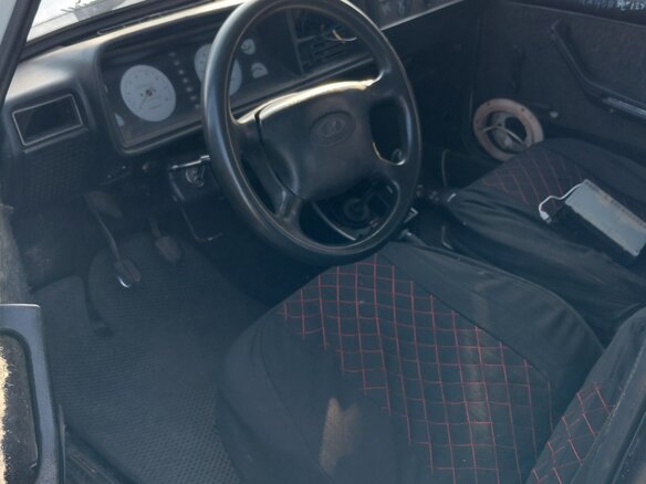 2001 Lada (ВАЗ) 2107, белый, 55000 рублей - вид 4