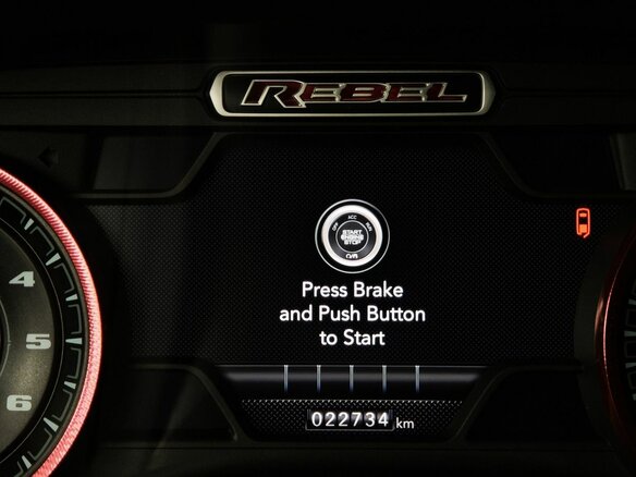 2022 Ram 1500 Crew Cab V, белый, 7249000 рублей - вид 17