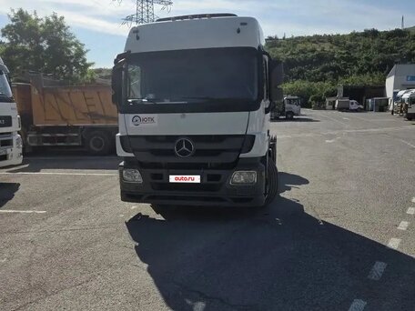 2018 Mercedes-Benz Actros, белый, 3600000 рублей, вид 1