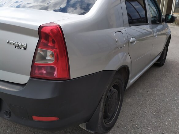2013 Renault Logan I Рестайлинг, серебристый, 363000 рублей - вид 5