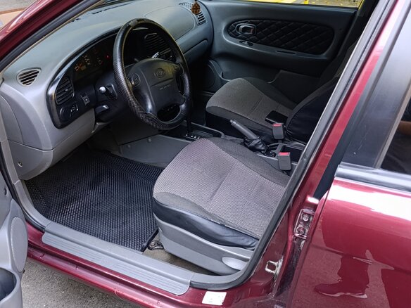 2006 Kia Spectra I Рестайлинг 2, красный, 315000 рублей - вид 15