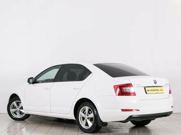 2014 Skoda Octavia III (A7), белый, 1129000 рублей - вид 3