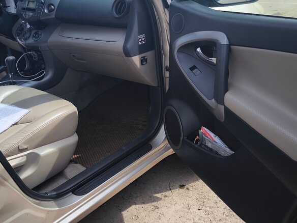 2006 Toyota RAV4 III (XA30), бежевый, 920000 рублей - вид 16
