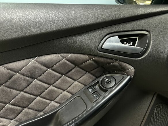 2014 Ford Focus III, чёрный, 760000 рублей - вид 10