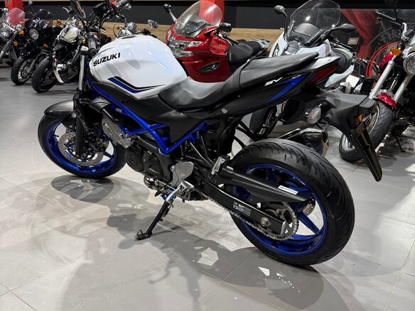 2019 Suzuki SV 650, белый, 535000 рублей - вид 5