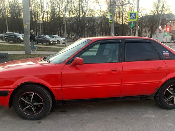 1993 Audi 80 V (B4), красный, 200000 рублей - вид 4