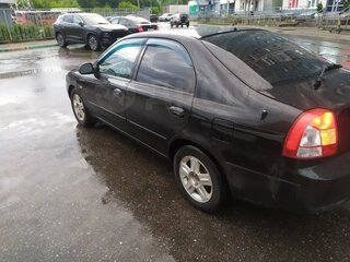 2004 Kia Shuma II, чёрный, 150000 рублей, вид 4