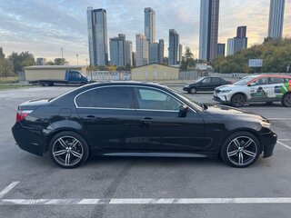 2004 BMW 5 серии 520i V (E60/E61), чёрный, 1150000 рублей, вид 4