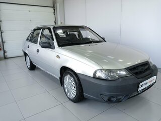 2011 Daewoo Nexia I Рестайлинг, серебристый, 170000 рублей, вид 3