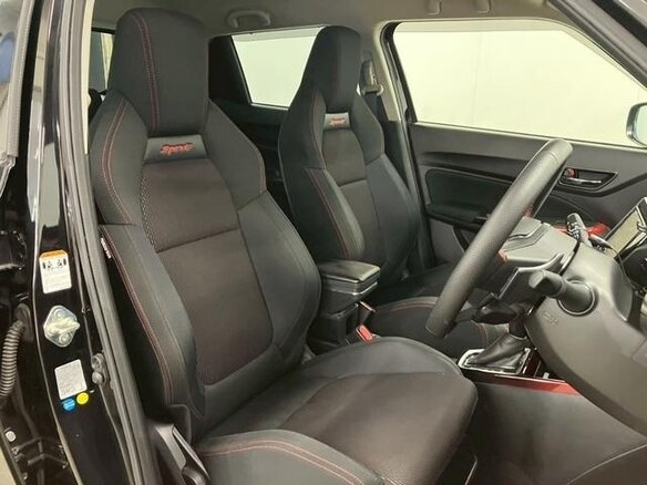 2021 Suzuki Swift V Рестайлинг, чёрный, 890000 рублей - вид 16