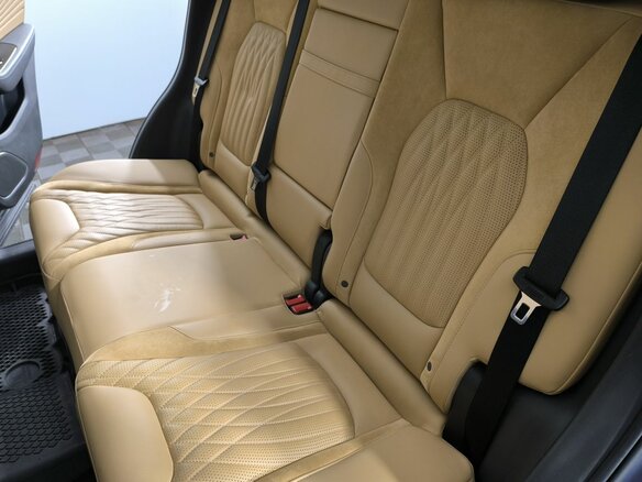 2023 Hongqi HS5 I Рестайлинг, фиолетовый, 3000000 рублей - вид 12