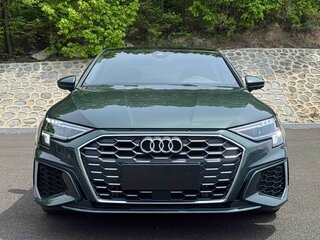 2023 Audi A3 35 TFSI IV (8Y), зелёный, 2200000 рублей, вид 2