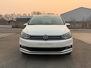 2021 Volkswagen Touran L II, белый, 1680007 рублей, вид 2