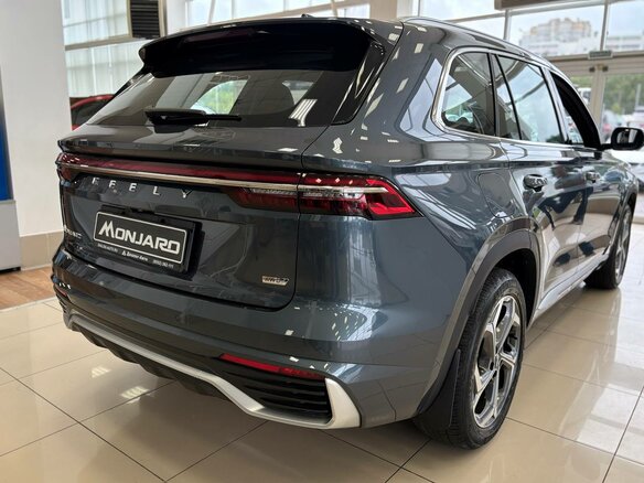 2026 Geely Monjaro I, серый, 4238990 рублей - вид 3