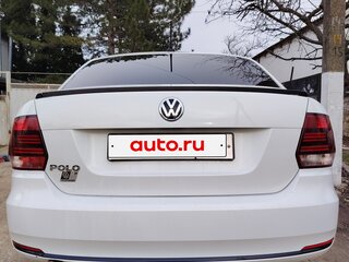 2019 Volkswagen Polo V Рестайлинг, белый, 900000 рублей, вид 4