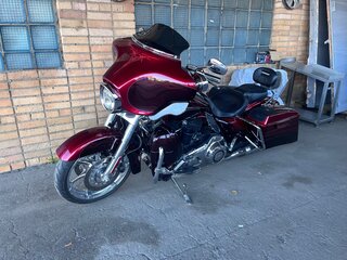 2012 Harley-Davidson CVO Street Glide, красный, 1100000 рублей, вид 1