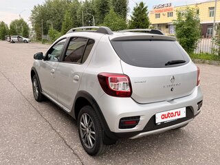 2016 Renault Sandero Stepway II, серый, 1030000 рублей, вид 5