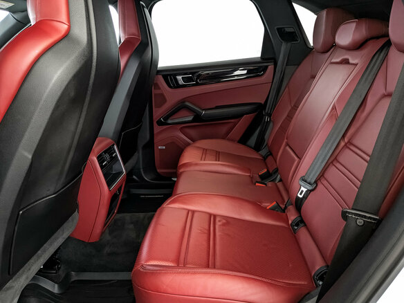 2018 Porsche Cayenne III, белый - вид 18