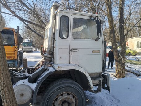 1989 Renault DG 290, белый, 800000 рублей, вид 2