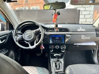 2017 Kia Rio IV, чёрный, 1250000 рублей, вид 5