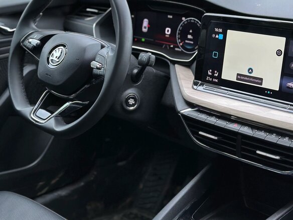 2022 Skoda Octavia IV (A8), синий, 2300000 рублей - вид 6
