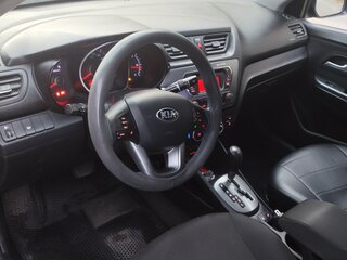 2013 Kia Rio 4-speed III, синий, 850000 рублей, вид 5