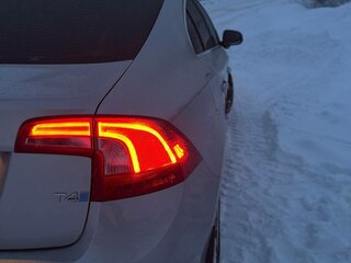 2013 Volvo S60 II, серебристый, 1300000 рублей, вид 4