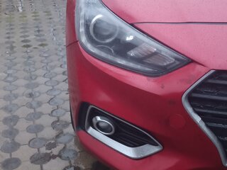2018 Hyundai Solaris II, красный, 1050000 рублей, вид 2