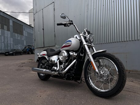 2026 Harley-Davidson Super Glide, белый, 2790000 рублей, вид 2