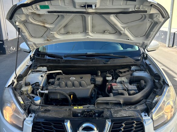 2010 Nissan Qashqai I Рестайлинг, белый, 970000 рублей - вид 12