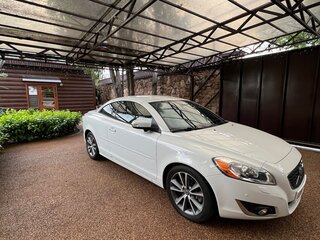 2013 Volvo C70 II Рестайлинг, белый, 2500000 рублей, вид 3