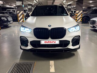 2021 BMW X5 M50d IV (G05/G18), белый, 9000000 рублей, вид 3