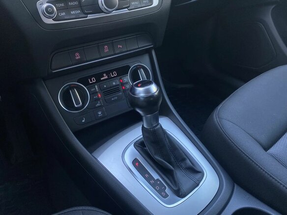 2015 Audi Q3 I (8U) Рестайлинг, синий - вид 32